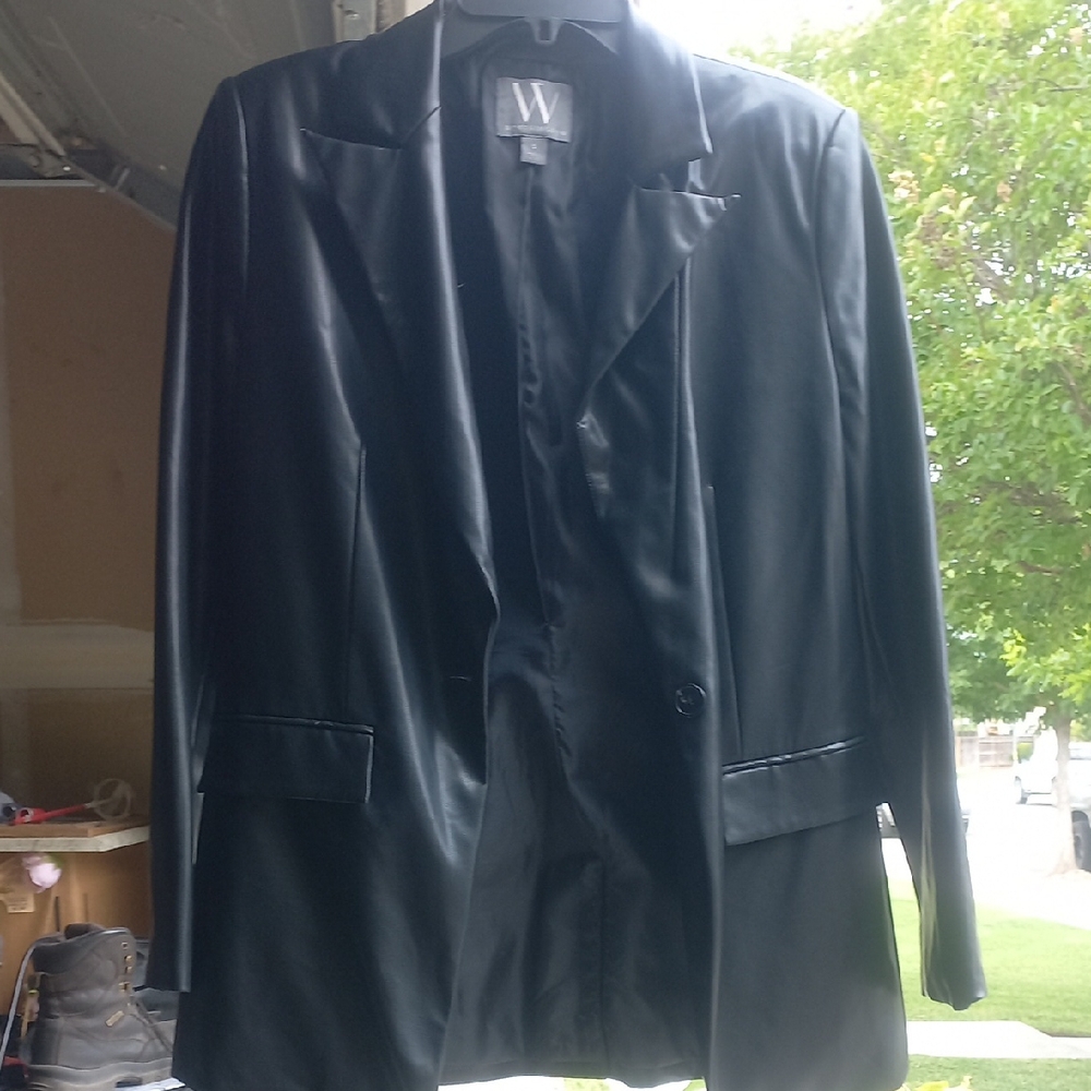 W by Worth Black Satin Single-Breasted Blazer
